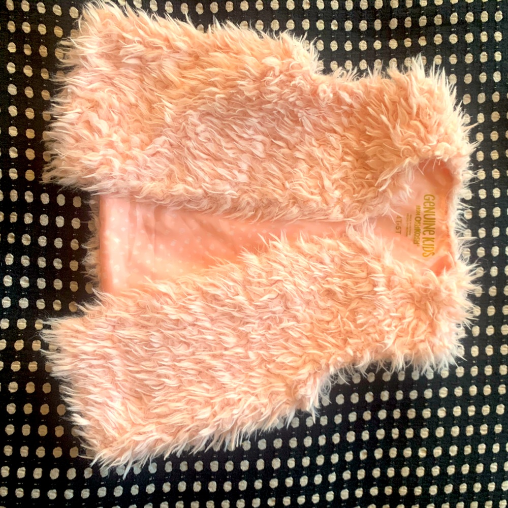 Girls Fuzzy Vest